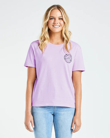 The Mad Hueys Surf Fish Party Womens SS Tee - Lilac